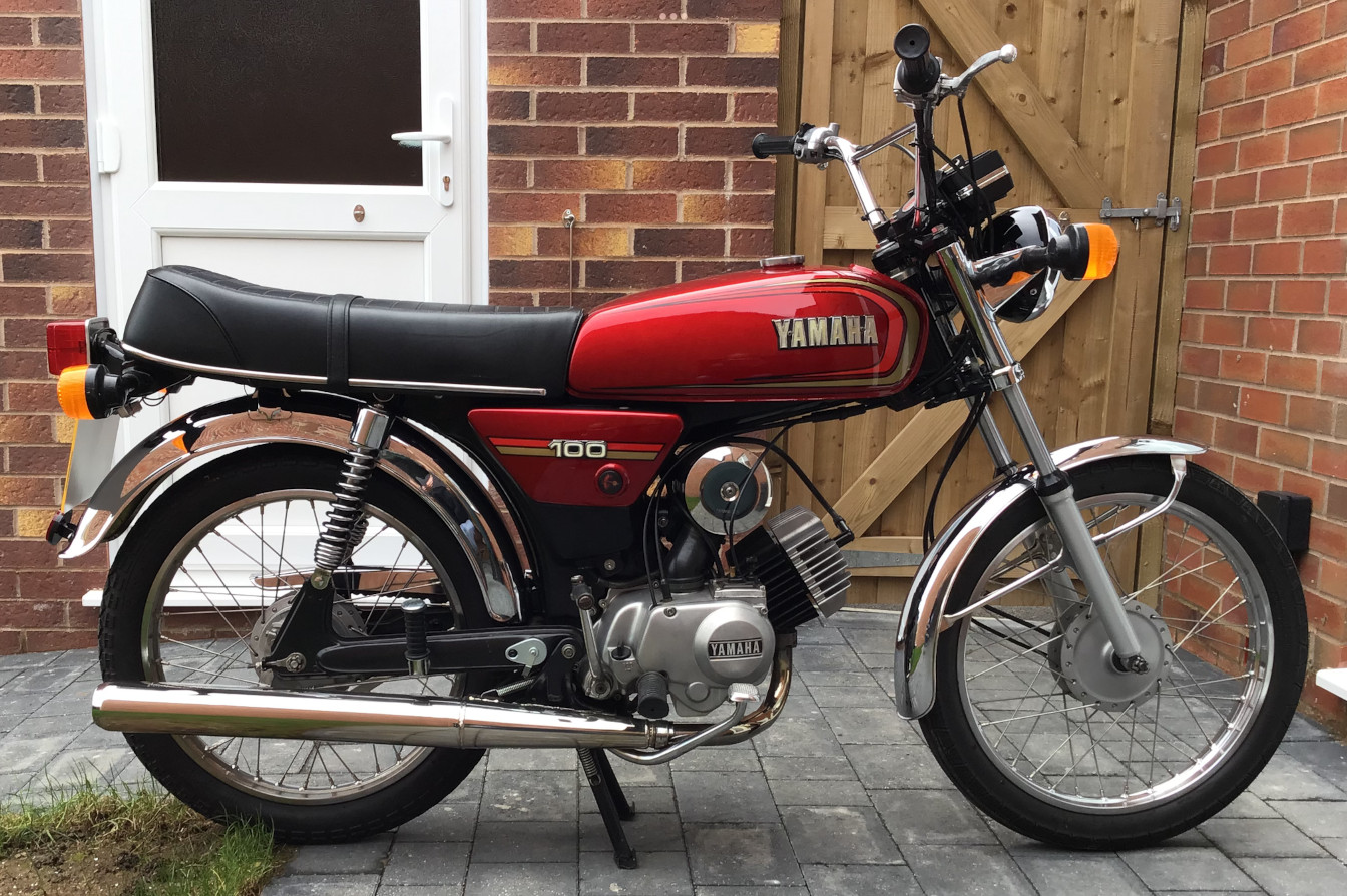 Yamaha YB100E
